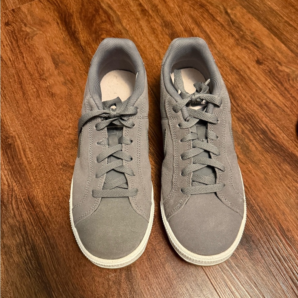 Nike Women’s Lifestyle Sneakers